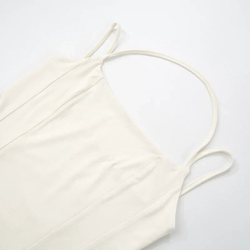 טופ עם כתפיות כפולות