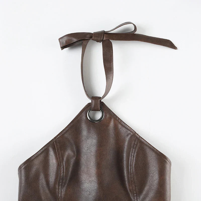 חולצת הלטר בגזרת קרופ