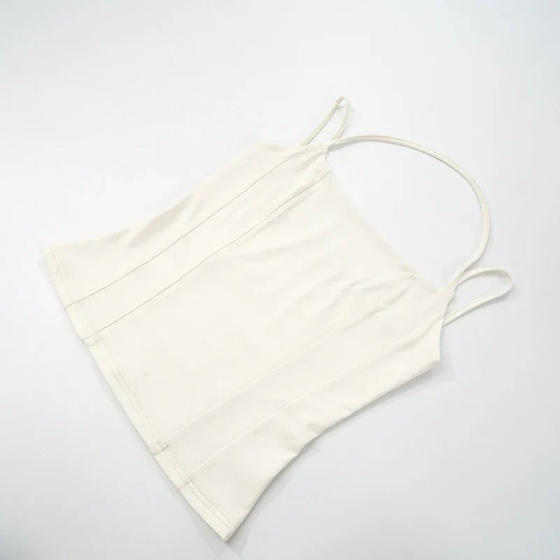 טופ עם כתפיות כפולות