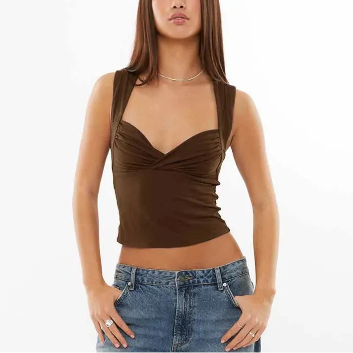 טופ קז'ואל עם קפלים