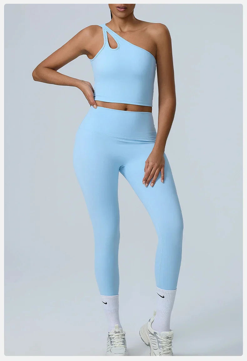 חליפת ספורט דגם - עופרי