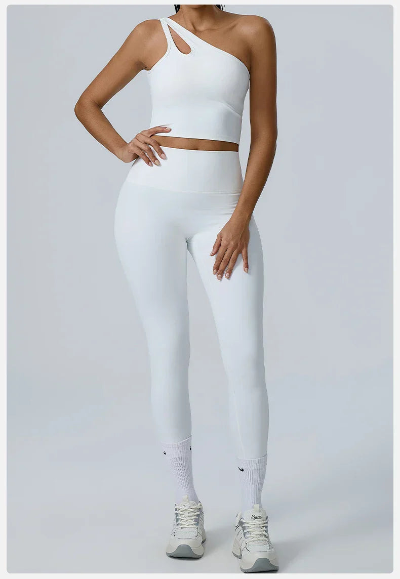 חליפת ספורט דגם - עופרי