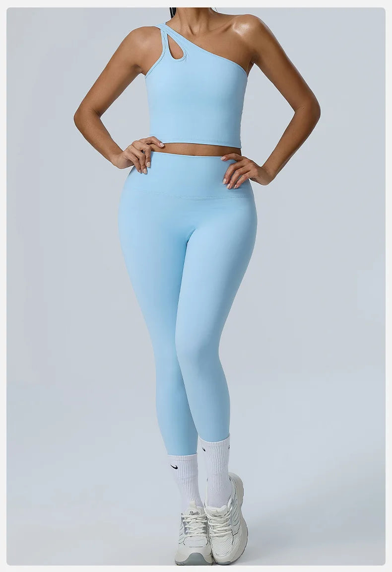 חליפת ספורט דגם - עופרי