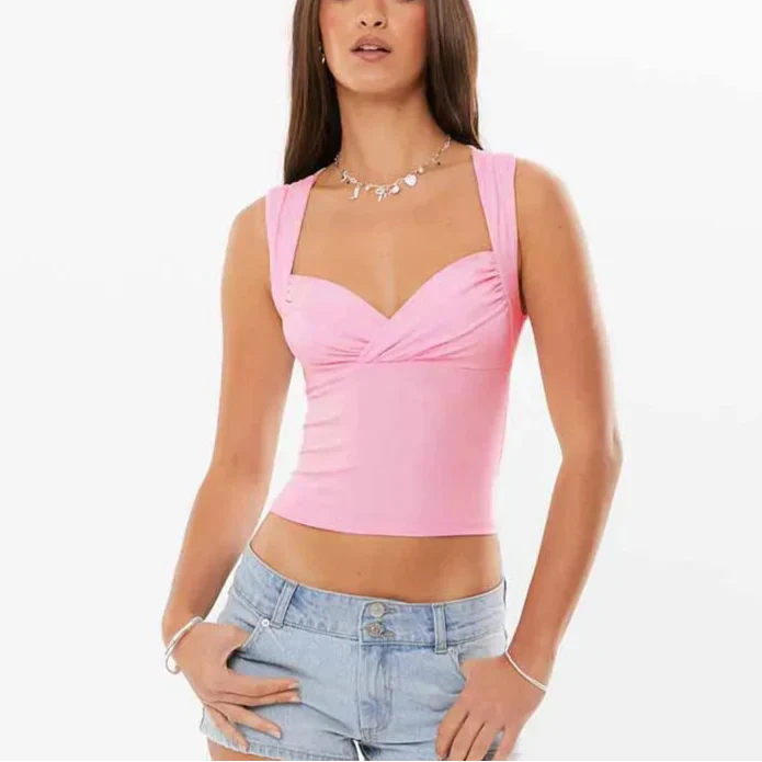 טופ קז'ואל עם קפלים